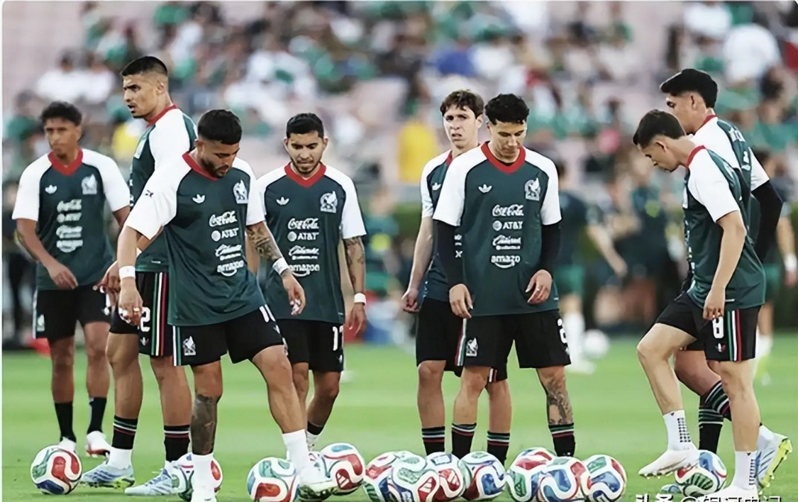 910加载中FIFA前10已有8队进16强,阿根廷明日出战,荷兰出局