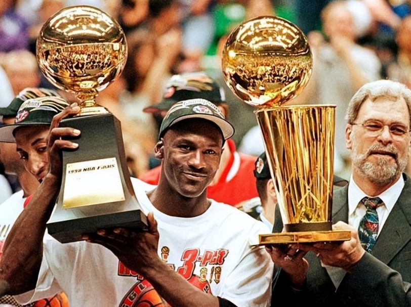 卡尔迪纳莱:如果重来一次我仍会买米兰